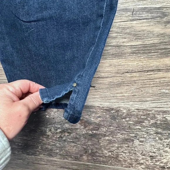 Gloria Vanderbilt Capri Amanda Jeans Dark Blue Wash Built in Slimming Panel 10 - Picture 5 of 8